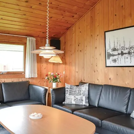 Awesome In Hvide Sande With Kitchen Holiday home Norre Lyngvig